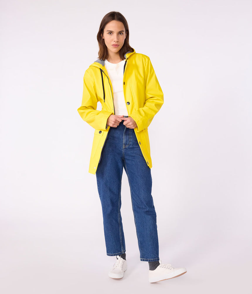 ICONIC RECYCLED FABRIC AND ORGANIC COTTON RAINCOAT