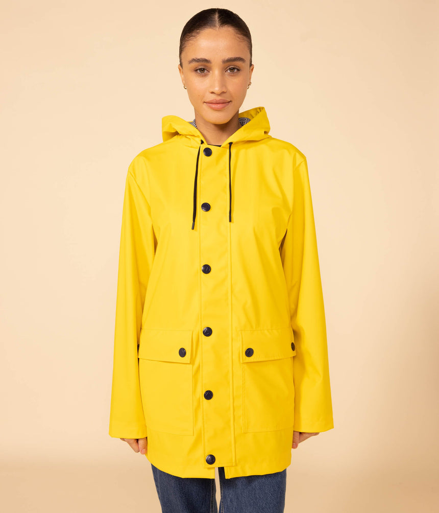ICONIC RECYCLED FABRIC AND ORGANIC COTTON RAINCOAT