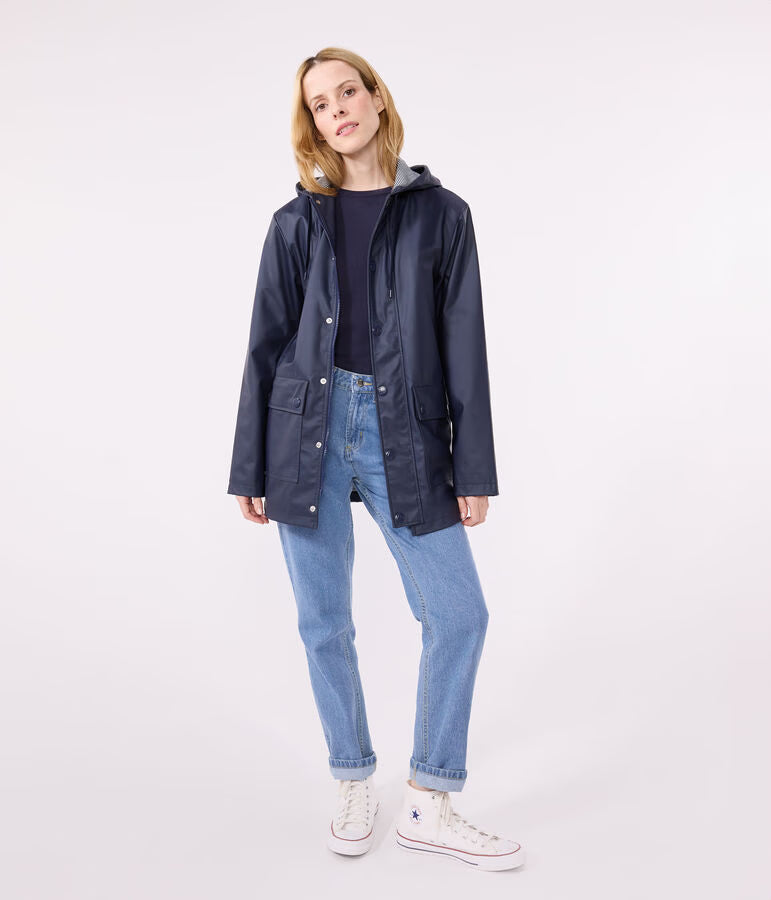 ICONIC RECYCLED FABRIC AND ORGANIC COTTON RAINCOAT