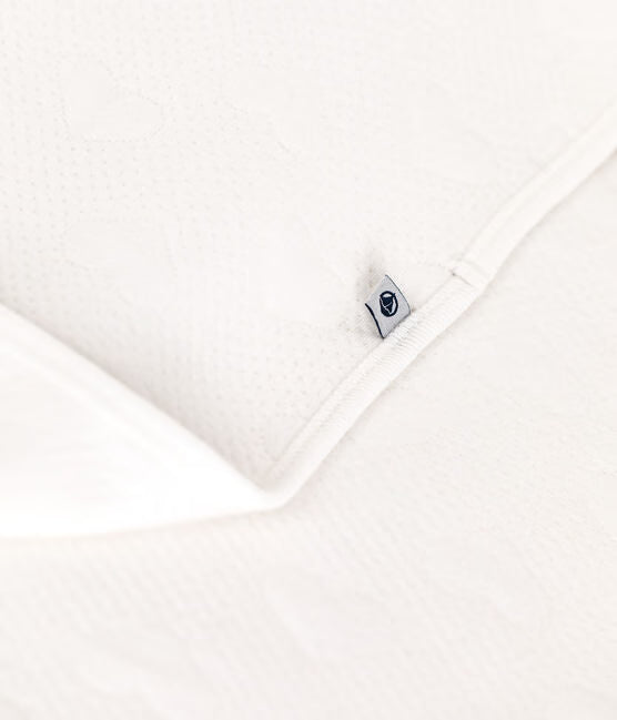 BABIES' TUBE KNIT BLANKET