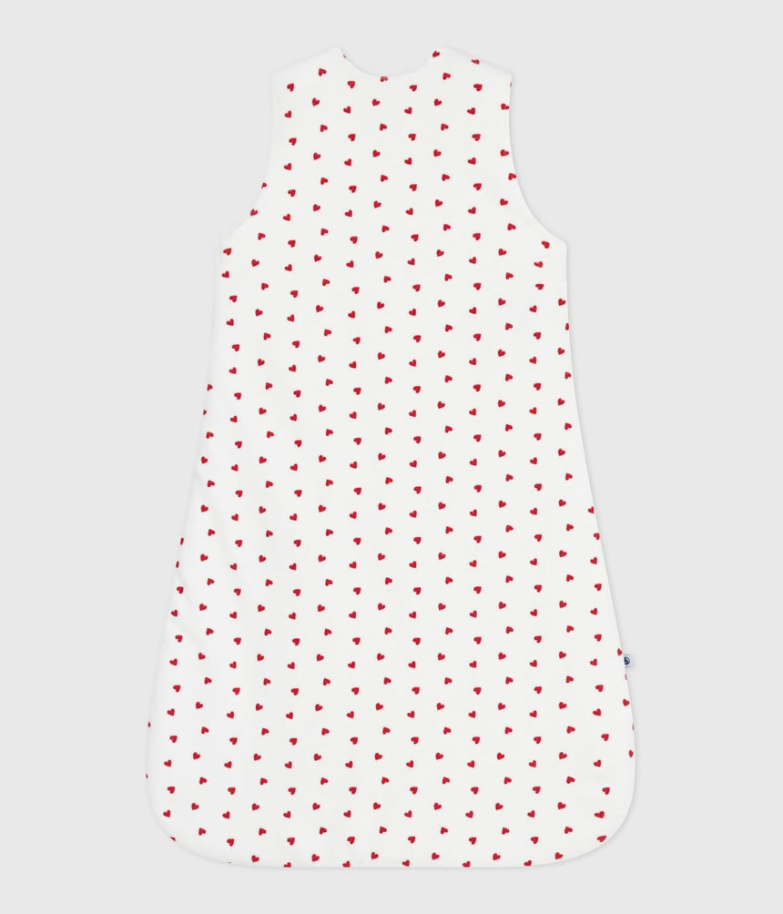 BABY SLEEPING BAG IN HEART-PRINT VELOUR, TOG 3