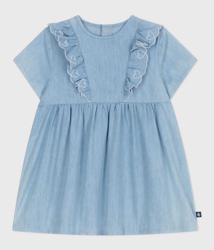 BABIES’ SHORT-SLEEVED COTTON DRESS IN CHAMBRAY, EMBROIDERED WITH HEARTS