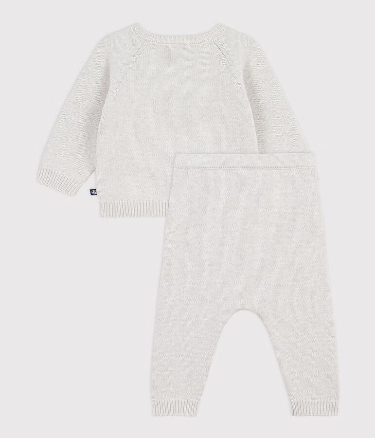 BABIES' KNITTED WOOL AND COTTON OUTFIT WITH A BEAR DESIGN