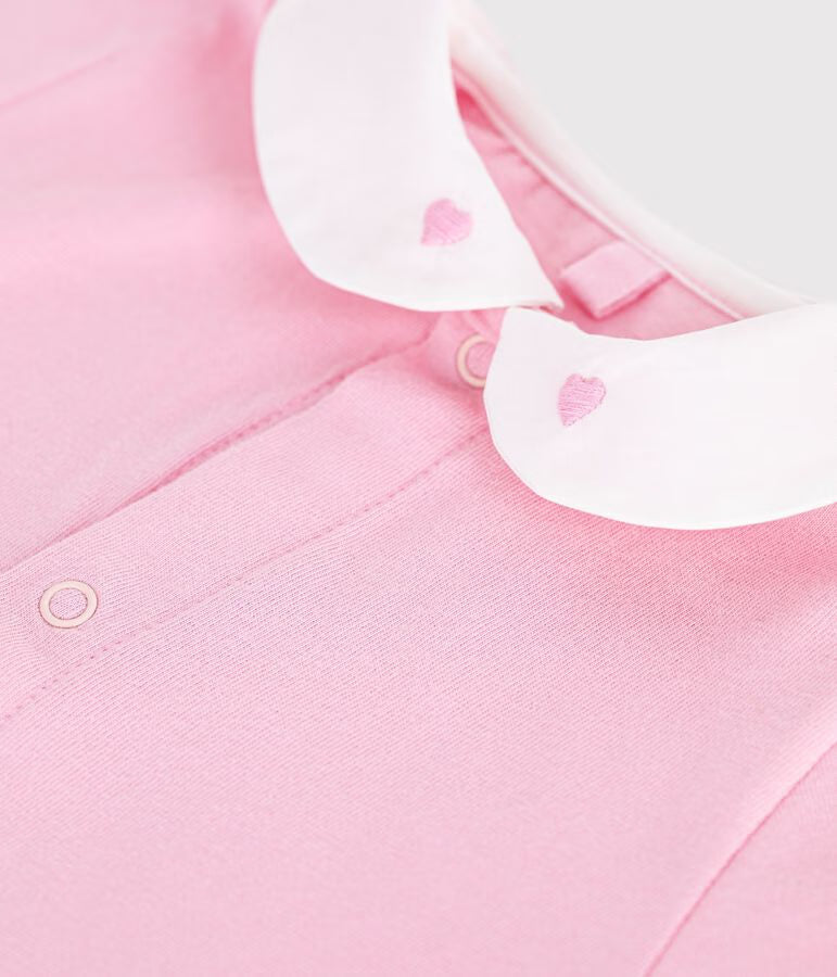 BABIES’ SHORT COTTON JUMPSUIT WITH HEARTS EMBROIDERED ON THE COLLAR