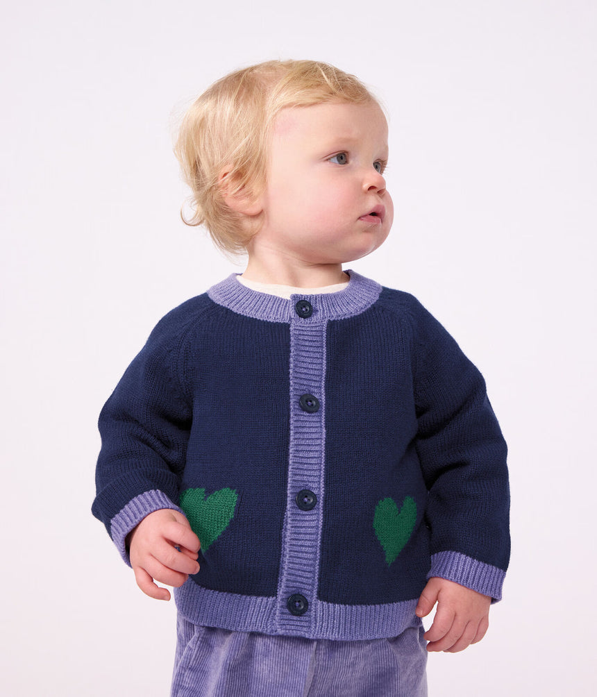 BABIES' JAQUARD HEART PATTERN CARDIGAN KNITTED IN WOOL AND COTTON
