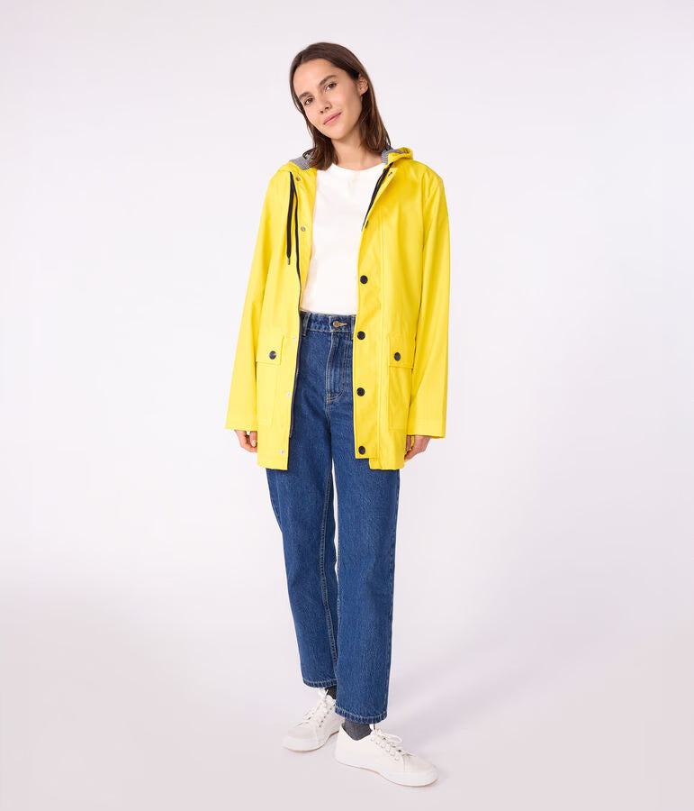 ICONIC RECYCLED FABRIC AND ORGANIC COTTON RAINCOAT