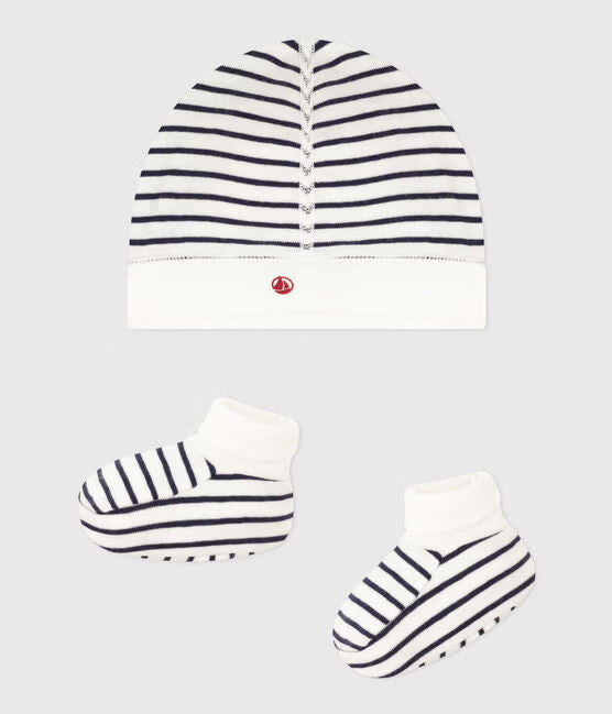 BABIES' BRETON BONNET AND BOOTEES SET BABIES' BRETON BONNET AND BOOTEES SET