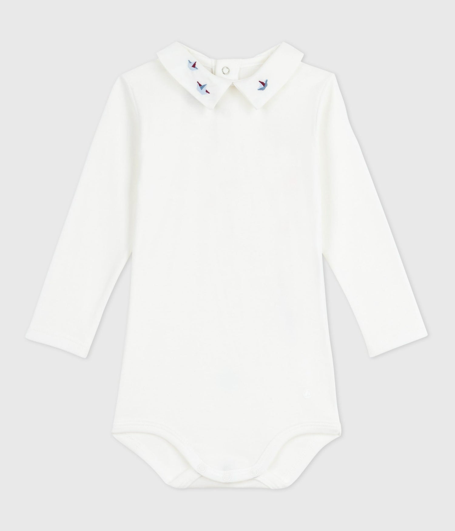 BABIES PLAIN COTTON BODY WITH AN EMBROIDERED COLLAR BABIES PLAIN COTTON BODY WITH AN EMBROIDERED COLLAR