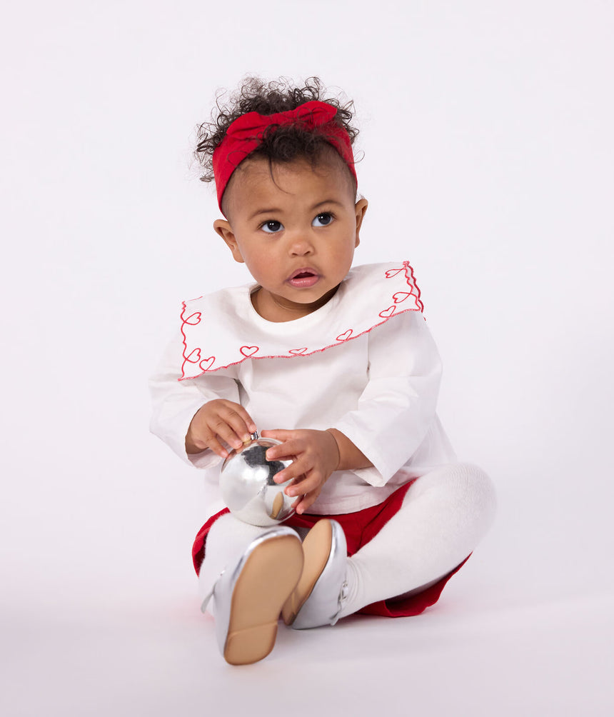 BABIES' LONG-SLEEVED COTTON POPLIN BLOUSE WITH EMBROIDERED HEARTS