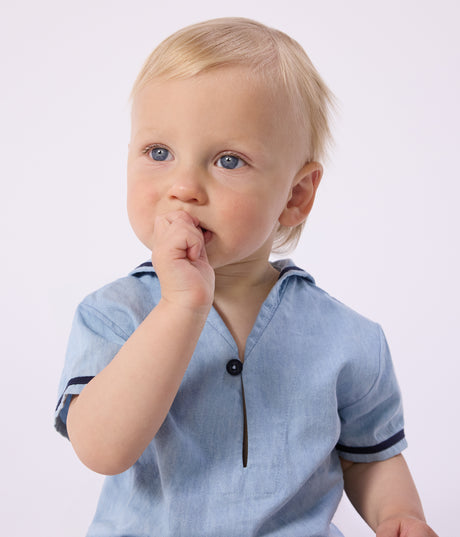 BABIES' 2-PIECE SET IN CHAMBRAY INCLUDING A T-SHIRT WITH A SAILOR COLLAR