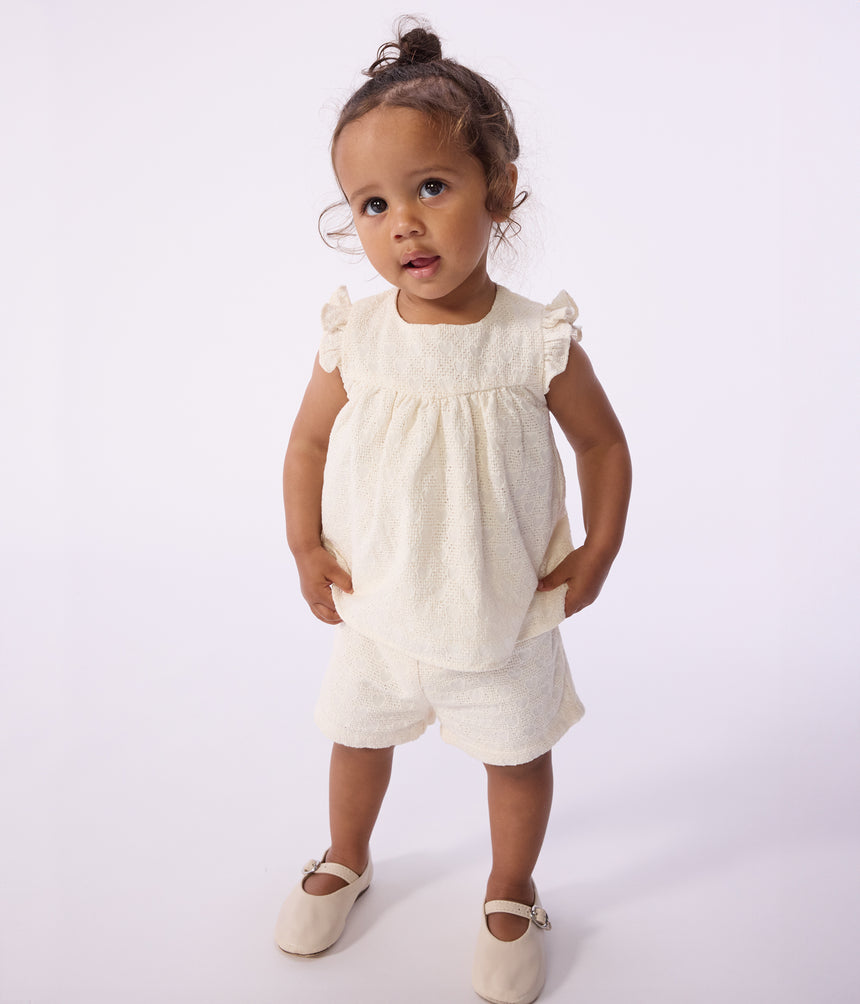 BABIES' 2-PIECE OUTFIT IN BRODERIE ANGLAISE, HEARTS DESIGN