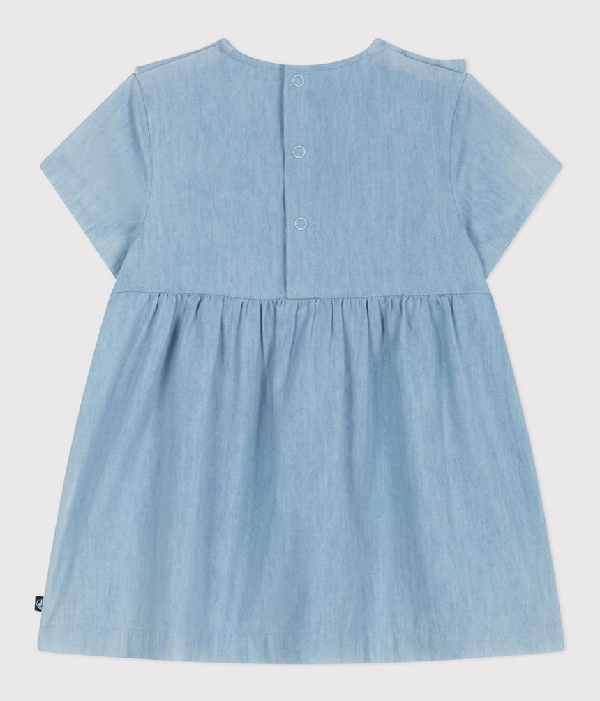 BABIES’ SHORT-SLEEVED COTTON DRESS IN CHAMBRAY, EMBROIDERED WITH HEARTS
