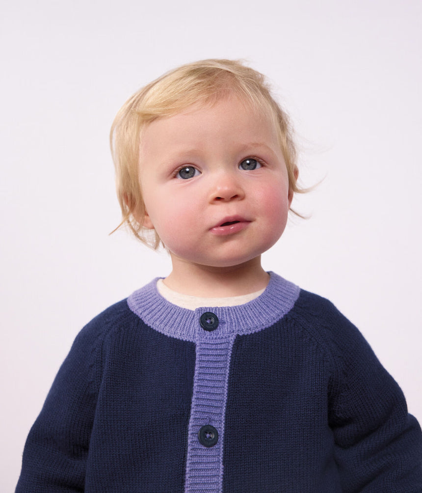 BABIES' JAQUARD HEART PATTERN CARDIGAN KNITTED IN WOOL AND COTTON